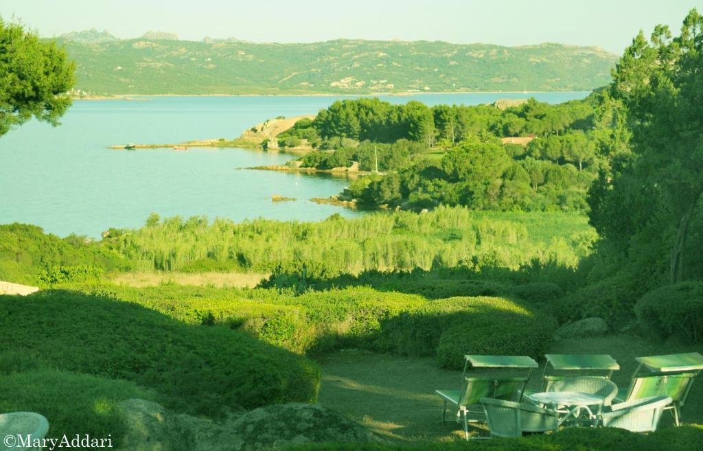 Hotel Villa Gemella Baja Sardinia Eksteriør bilde