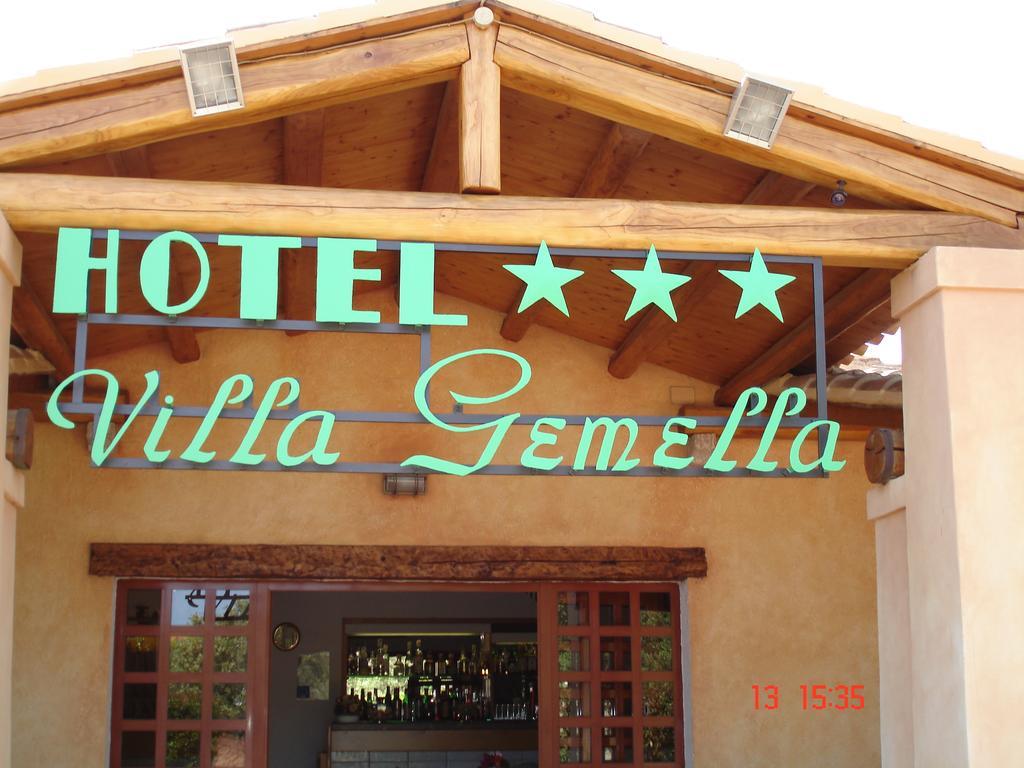 Hotel Villa Gemella Baja Sardinia Eksteriør bilde