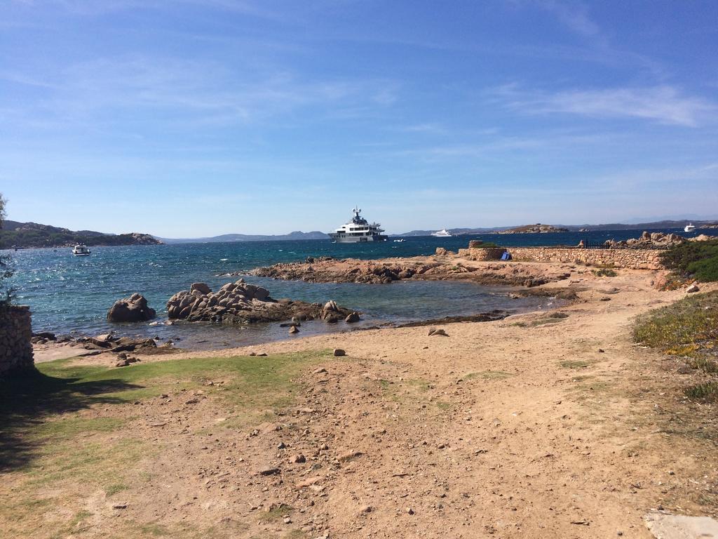 Hotel Villa Gemella Baja Sardinia Eksteriør bilde